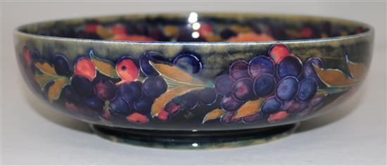 A Moorcroft pomegranate fruit bowl, c.1918, 26.5cm